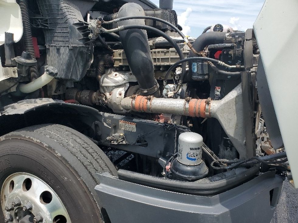 Day Cab Tractor-Heavy Duty Tractors-Freightliner-2020-T12664ST-White Deer-PA-526,466\n\t\tmiles-$ 38,000 - Image 15