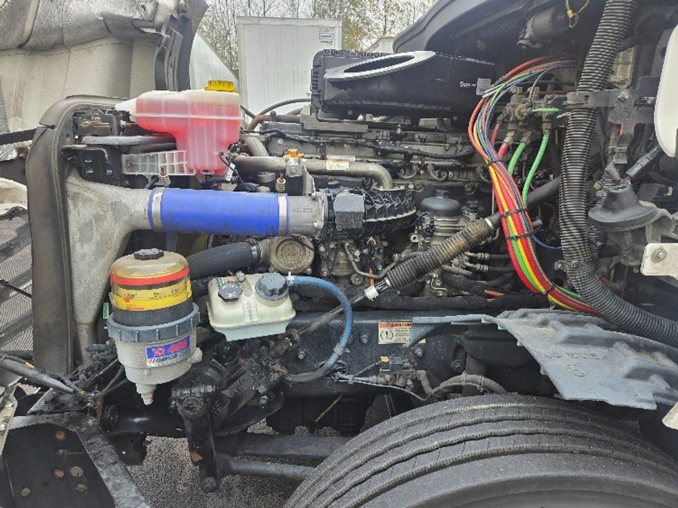 Day Cab Tractor-Heavy Duty Tractors-Freightliner-2020-T12664ST-White Deer-PA-692,006\n\t\tmiles-$ 30,750 - Image 13