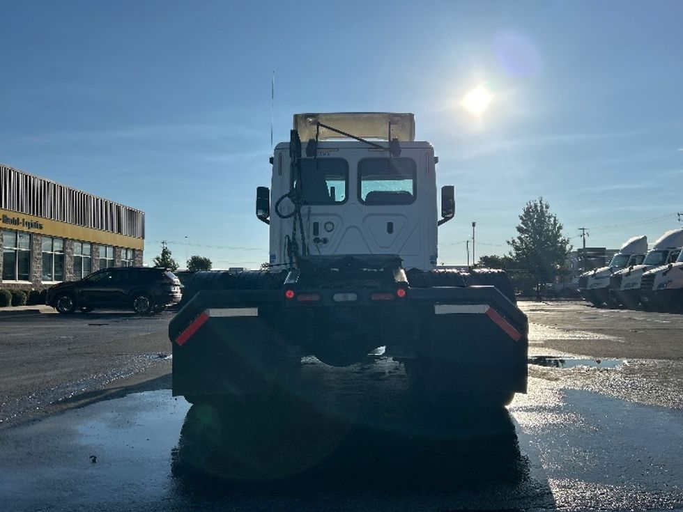 Day Cab Tractor-Heavy Duty Tractors-Freightliner-2020-T12664ST-Wichita-KS-510,636\n\t\tmiles-$ 45,750 - Image 6