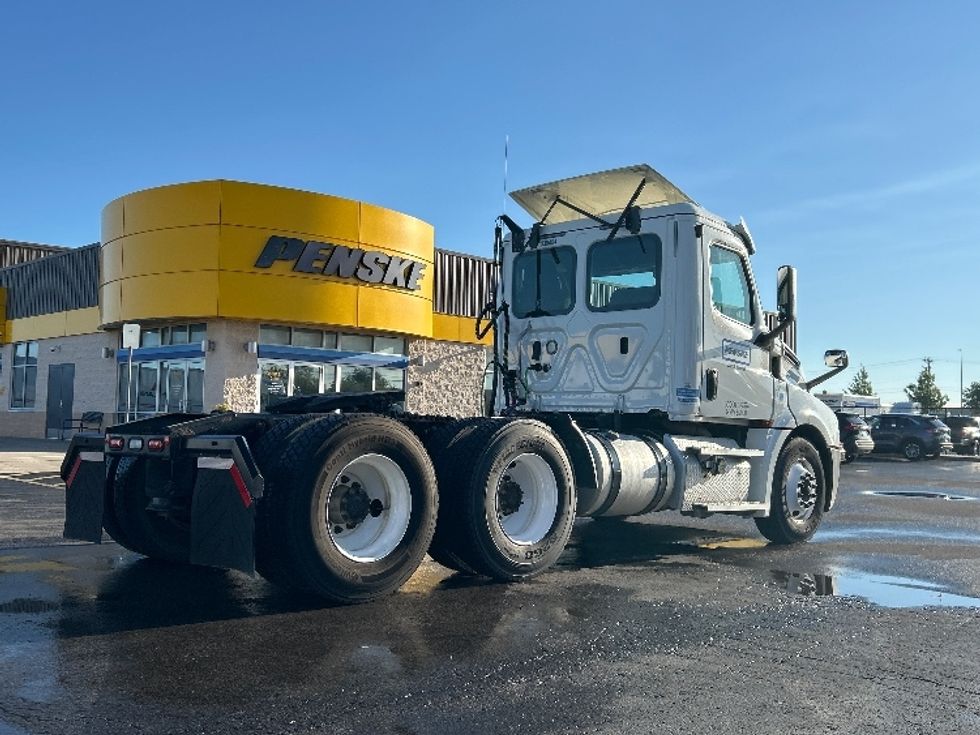 Day Cab Tractor-Heavy Duty Tractors-Freightliner-2020-T12664ST-Wichita-KS-510,636\n\t\tmiles-$ 45,750 - Image 7