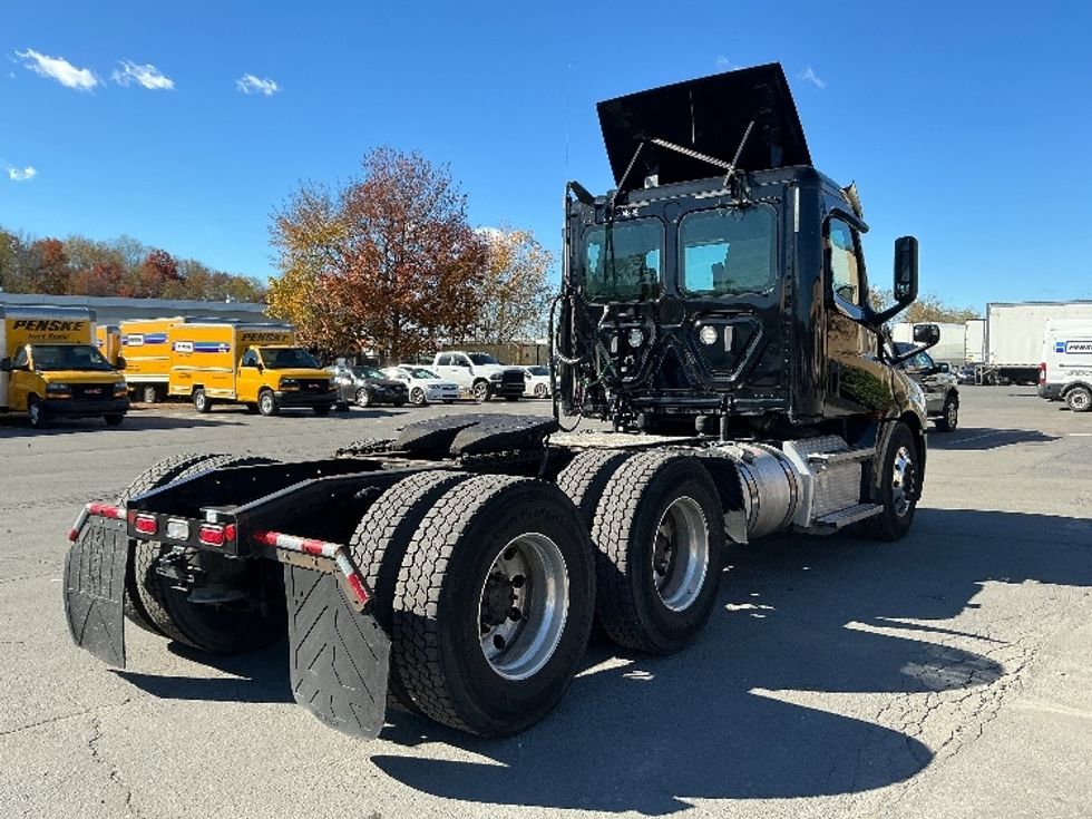 Day Cab Tractor-Heavy Duty Tractors-Freightliner-2020-T12664ST-Wilkes Barre-PA-139,380\n\t\tmiles-$ 61,250 - Image 7