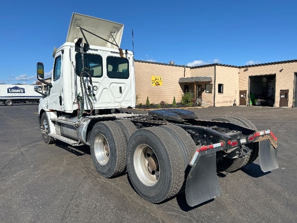 Day Cab Tractor-Heavy Duty Tractors-Freightliner-2020-T12664ST-Wilkes Barre-PA-377,724\n\t\tmiles-$ 52,000 - Image 5