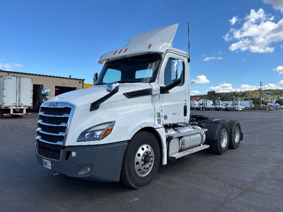 Day Cab Tractor-Heavy Duty Tractors-Freightliner-2020-T12664ST-Wilkes Barre-PA-426,853\n\t\tmiles-$ 49,500 - Image 3