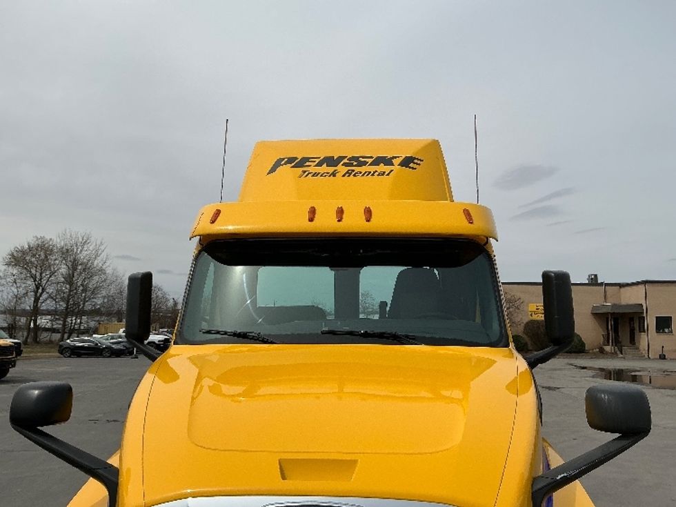 Day Cab Tractor-Heavy Duty Tractors-Freightliner-2020-T12664ST-Wilkes Barre-PA-473,939\n\t\tmiles-$ 42,250 - Image 17