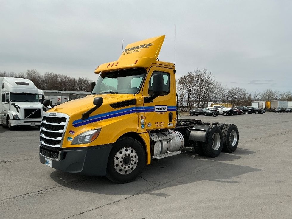 Day Cab Tractor-Heavy Duty Tractors-Freightliner-2020-T12664ST-Wilkes Barre-PA-473,939\n\t\tmiles-$ 42,250 - Image 3