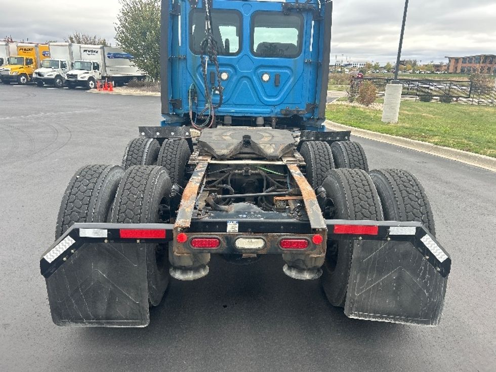 Day Cab Tractor-Heavy Duty Tractors-Freightliner-2020-T12664ST-Windsor-WI-361,565\n\t\tmiles-$ 52,500 - Image 6