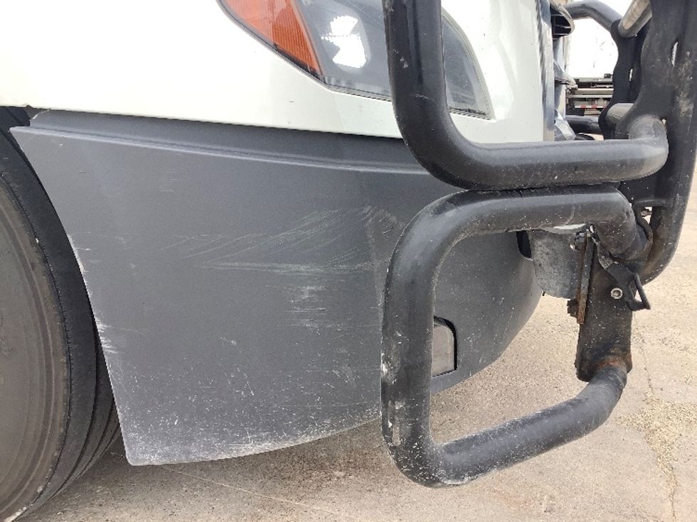 Day Cab Tractor-Heavy Duty Tractors-Freightliner-2020-T12664ST-Winnipeg-MB-519,025\n\t\tkm-$ 70,000 - Image 19