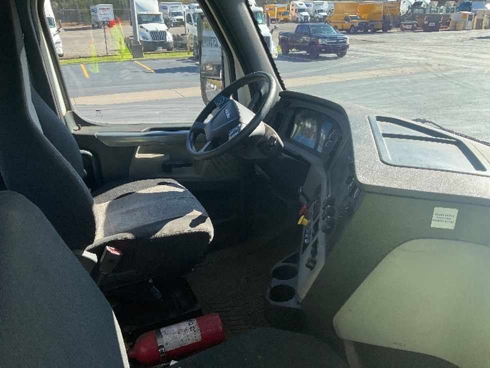 Day Cab Tractor-Heavy Duty Tractors-Freightliner-2020-T12664ST-Youngstown-OH-163,741\n\t\tmiles-$ 60,750 - Image 14