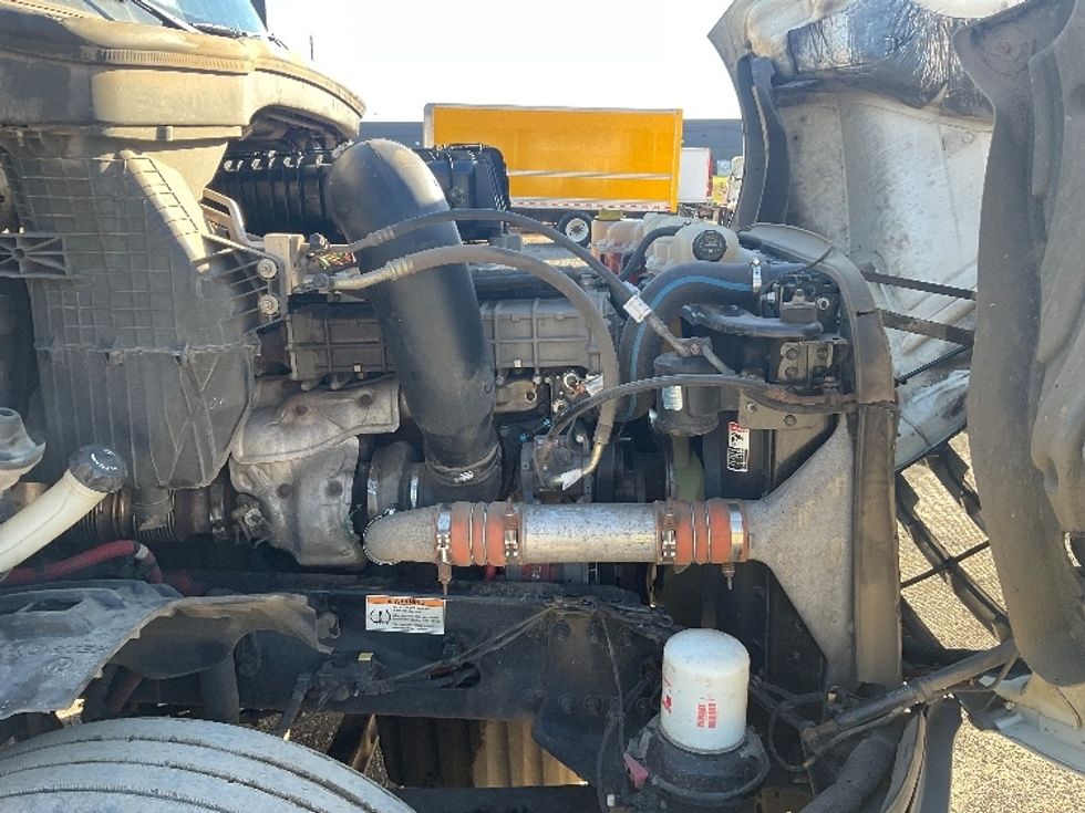 Day Cab Tractor-Heavy Duty Tractors-Freightliner-2020-T12664ST-Youngstown-OH-226,111\n\t\tmiles-$ 57,500 - Image 15