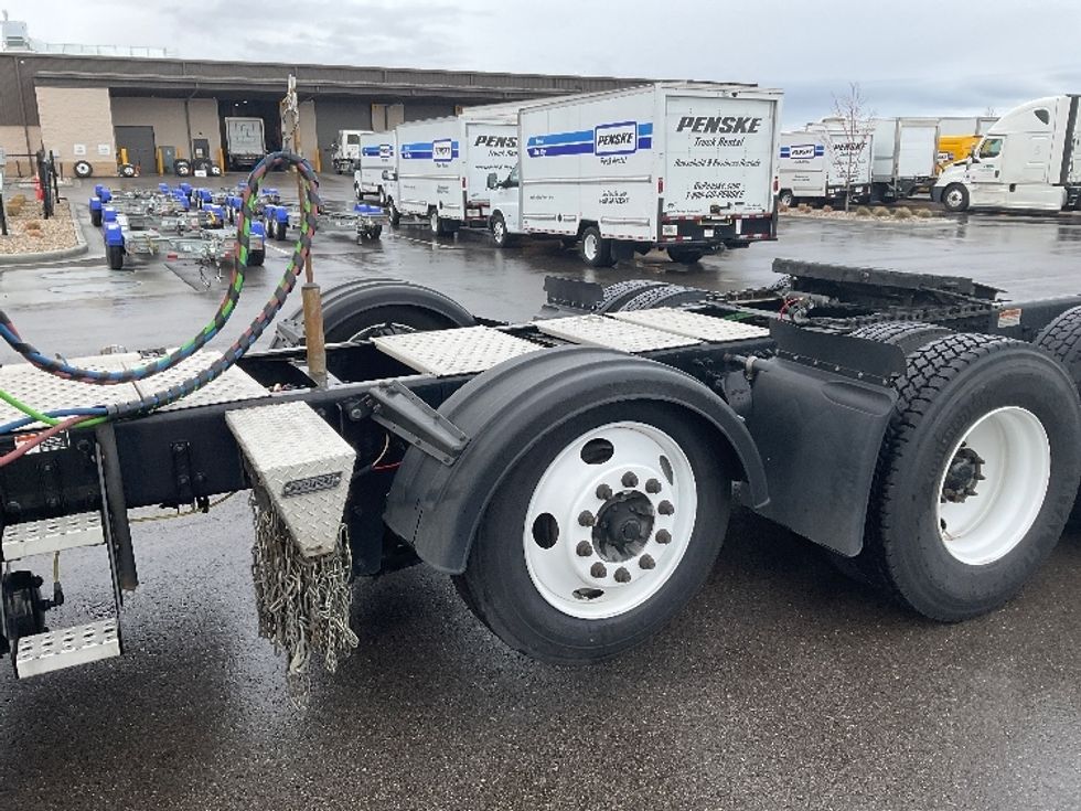 Day Cab Tractor-Heavy Duty Tractors-Freightliner-2020-T12684ST-Boise-ID-319,354\n\t\tmiles-$ 80,500 - Image 17