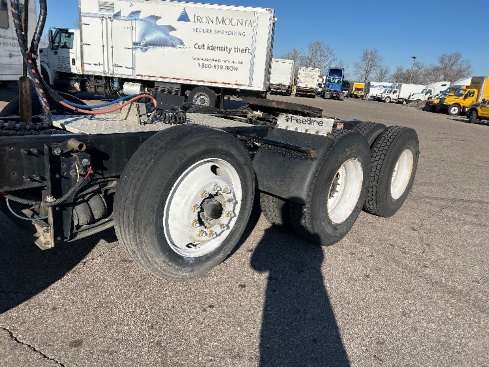 Day Cab Tractor-Heavy Duty Tractors-Freightliner-2020-T12684ST-Brooklyn Park-MN-308,443\n\t\tmiles-$ 59,250 - Image 17