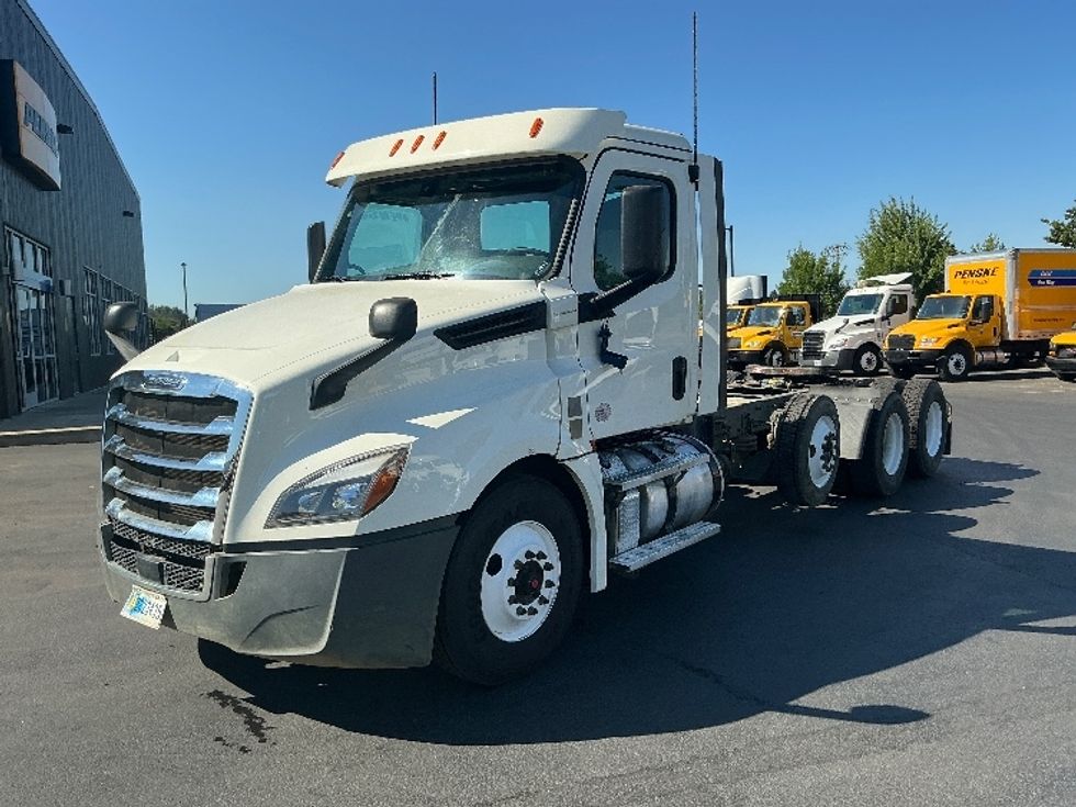 Day Cab Tractor-Heavy Duty Tractors-Freightliner-2020-T12684ST-Coburg-OR-66,202\n\t\tmiles-$ 90,500 - Image 3