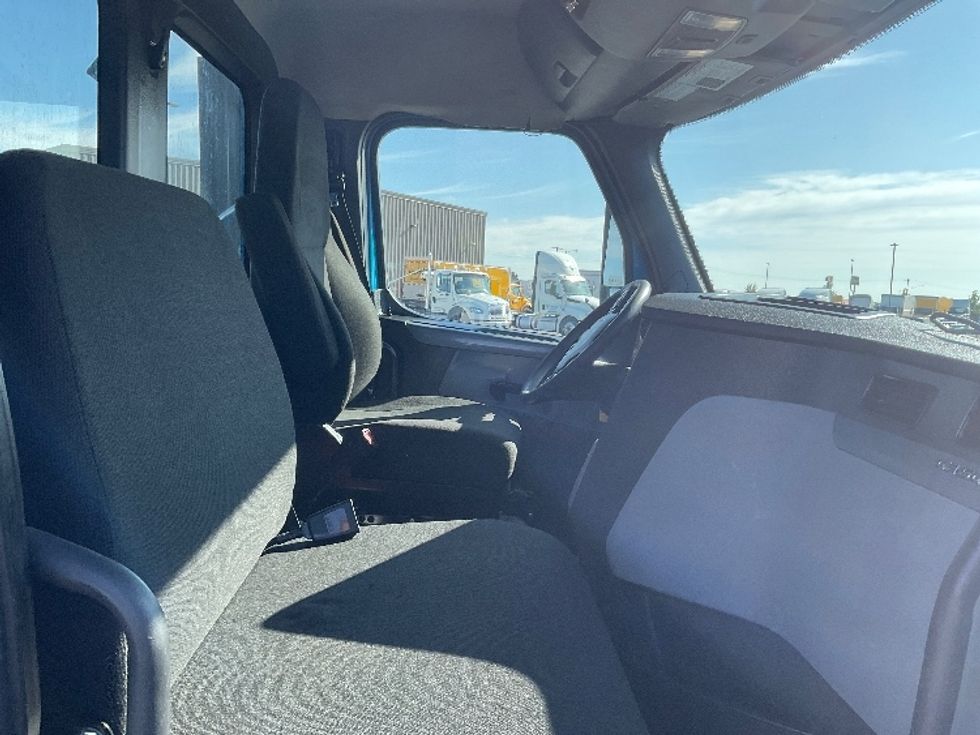 Day Cab Tractor-Heavy Duty Tractors-Freightliner-2020-T12684ST-Everett-WA-495,816\n\t\tmiles-$ 61,750 - Image 14