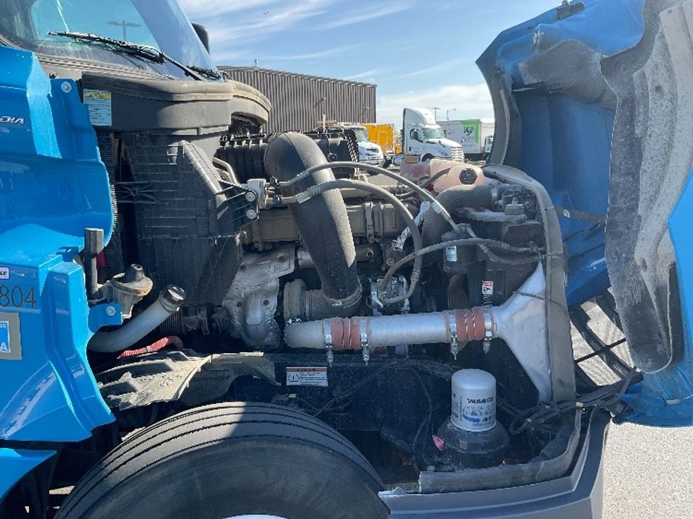 Day Cab Tractor-Heavy Duty Tractors-Freightliner-2020-T12684ST-Everett-WA-495,816\n\t\tmiles-$ 61,750 - Image 15