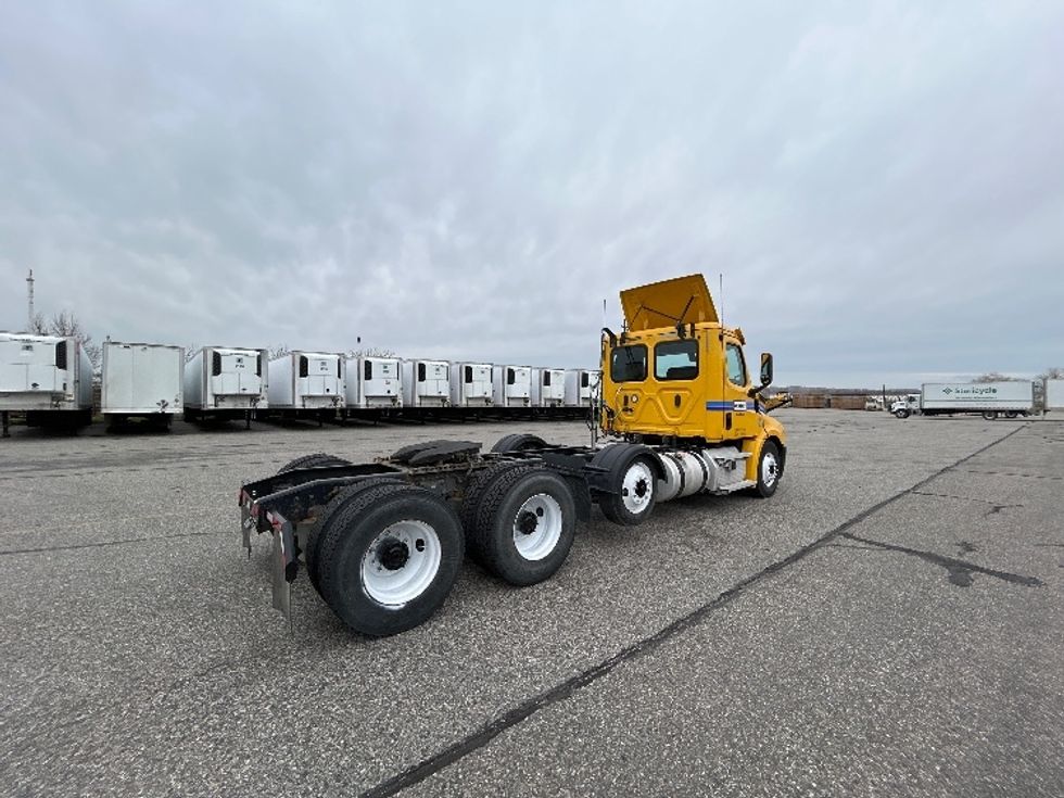 Day Cab Tractor-Heavy Duty Tractors-Freightliner-2020-T12684ST-Pasco-WA-347,596\n\t\tmiles-$ 72,250 - Image 7