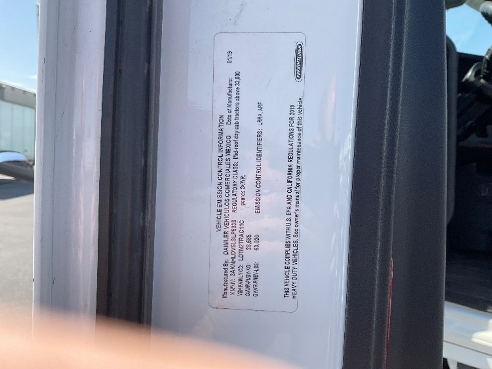 Day Cab Tractor-Heavy Duty Tractors-Freightliner-2020-T12684ST-Pasco-WA-409,772\n\t\tmiles-$ 70,750 - Image 17