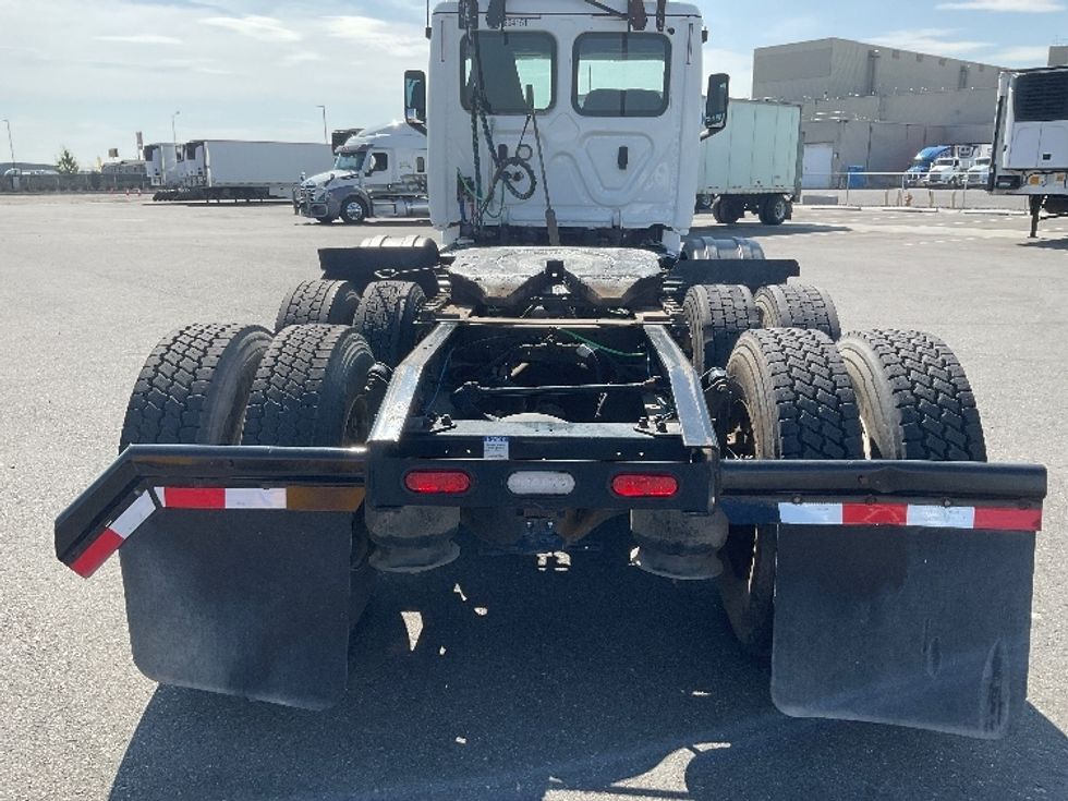 Day Cab Tractor-Heavy Duty Tractors-Freightliner-2020-T12684ST-Pasco-WA-409,772\n\t\tmiles-$ 70,750 - Image 6