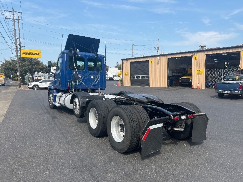 Day Cab Tractor-Heavy Duty Tractors-Freightliner-2020-T12684ST-Portland-OR-280,603\n\t\tmiles-$ 78,250 - Image 5