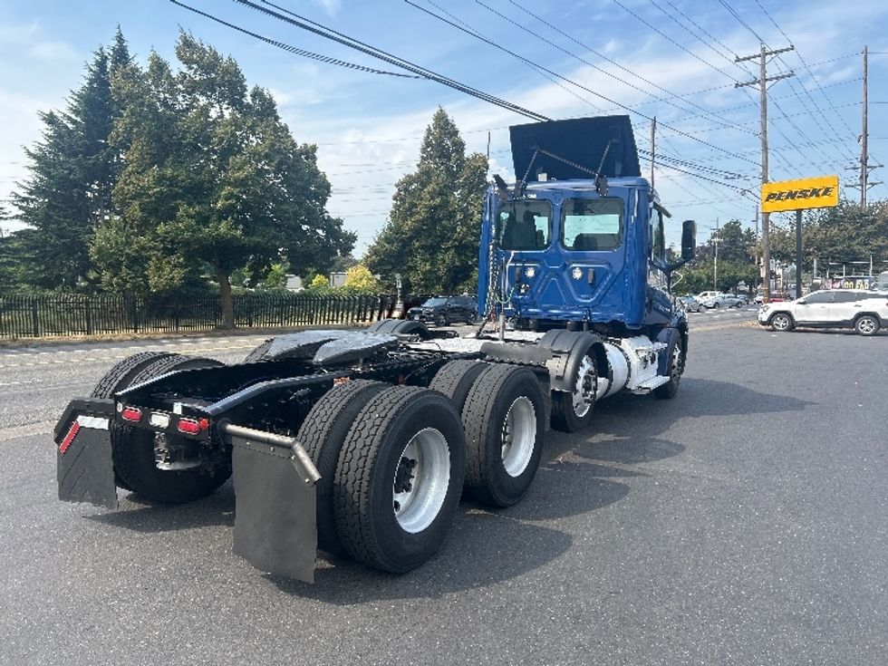Day Cab Tractor-Heavy Duty Tractors-Freightliner-2020-T12684ST-Portland-OR-280,603\n\t\tmiles-$ 78,250 - Image 7