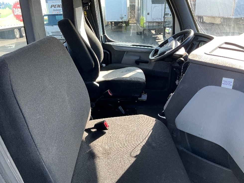 Day Cab Tractor-Heavy Duty Tractors-Freightliner-2020-T12684ST-Portland-OR-296,906\n\t\tmiles-$ 72,000 - Image 14