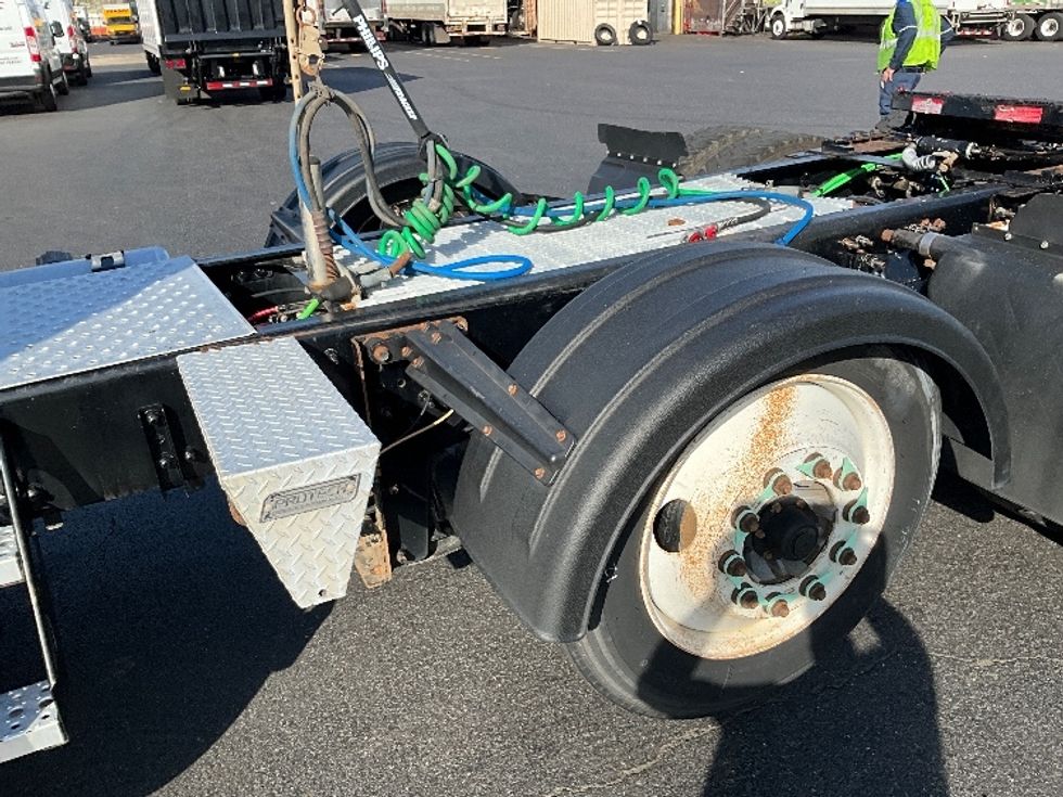 Day Cab Tractor-Heavy Duty Tractors-Freightliner-2020-T12684ST-Portland-OR-296,906\n\t\tmiles-$ 72,000 - Image 17