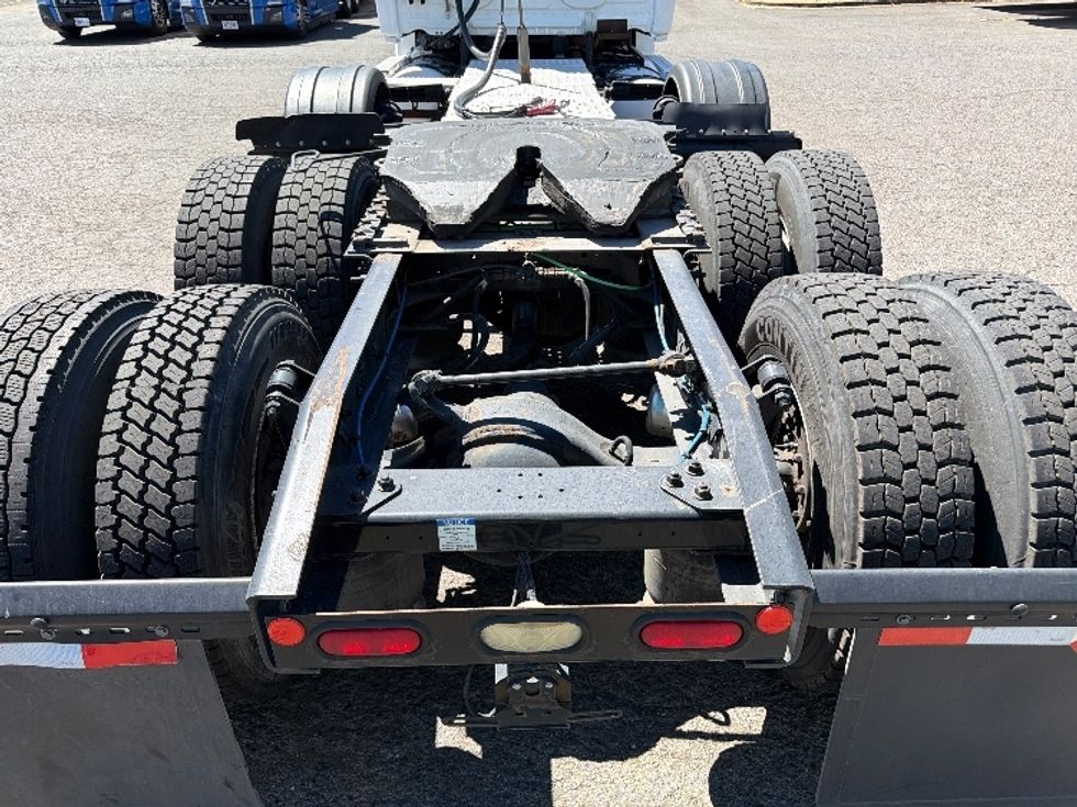 Day Cab Tractor-Heavy Duty Tractors-Freightliner-2020-T12684ST-Portland-OR-472,992\n\t\tmiles-$ 59,000 - Image 6