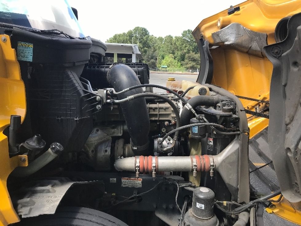 Day Cab Tractor-Heavy Duty Tractors-Freightliner-2020-T12684ST-Seattle-WA-391,770\n\t\tmiles-$ 67,250 - Image 15