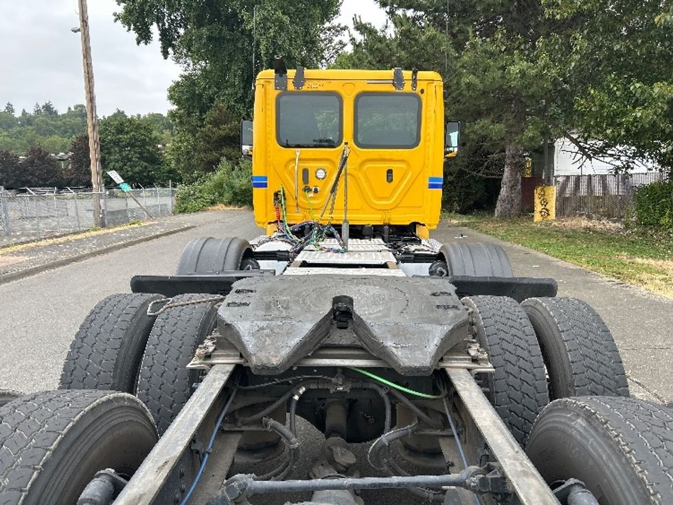 Day Cab Tractor-Heavy Duty Tractors-Freightliner-2020-T12684ST-Tacoma-WA-195,501\n\t\tmiles-$ 78,500 - Image 6