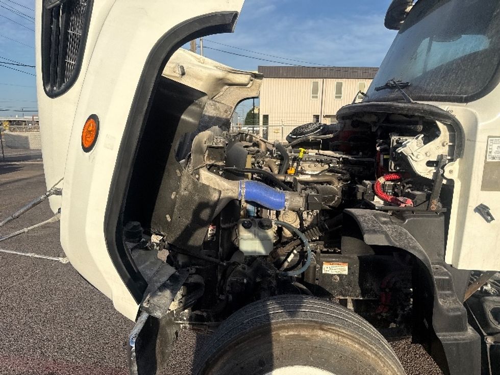 Day Cab Tractor-Heavy Duty Tractors-Freightliner-2021-114SD-Dallas-TX-404,455\n\t\tmiles-$ 59,750 - Image 16