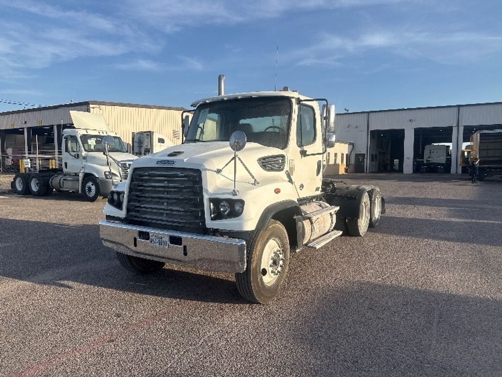 Day Cab Tractor-Heavy Duty Tractors-Freightliner-2021-114SD-Dallas-TX-404,455\n\t\tmiles-$ 59,750 - Image 3