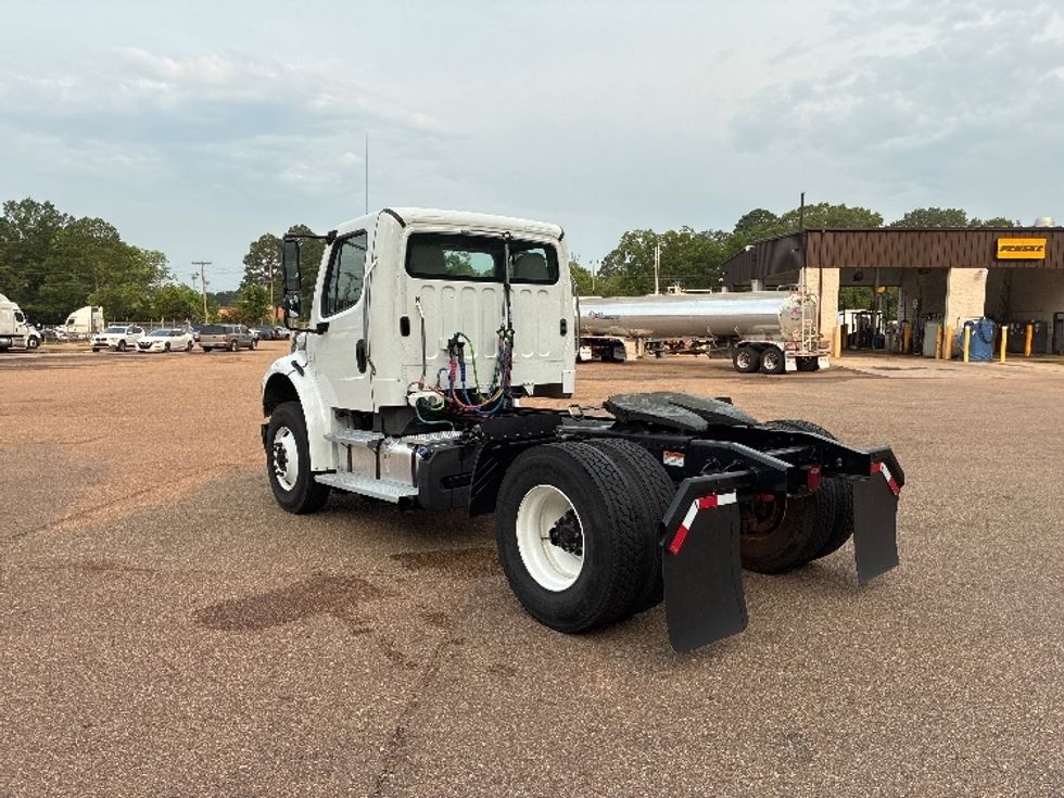 Day Cab Tractor-Heavy Duty Tractors-Freightliner-2021-M2-Jackson-MS-115,740\n\t\tmiles-$ 65,250 - Image 5