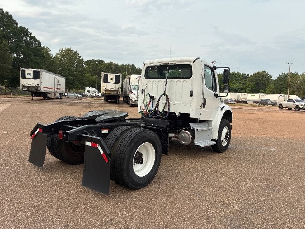 Day Cab Tractor-Heavy Duty Tractors-Freightliner-2021-M2-Jackson-MS-115,740\n\t\tmiles-$ 65,250 - Image 7