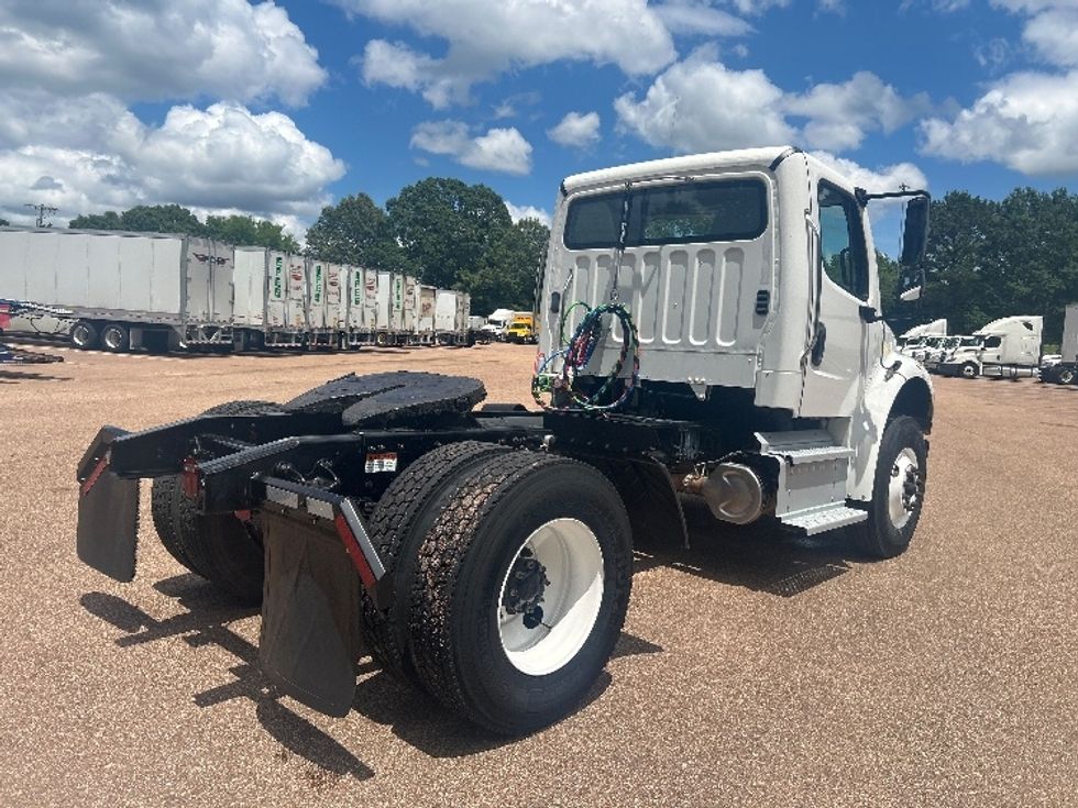 Day Cab Tractor-Heavy Duty Tractors-Freightliner-2021-M2-Jackson-MS-166,836\n\t\tmiles-$ 55,500 - Image 7