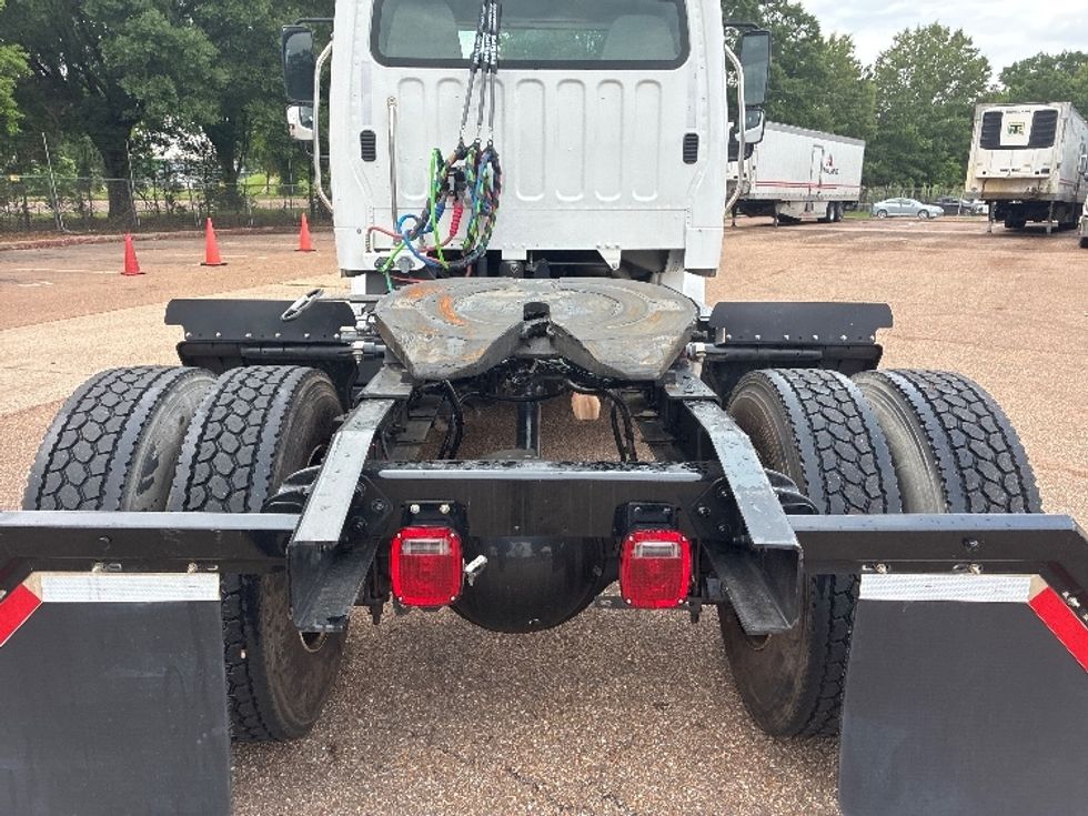 Day Cab Tractor-Heavy Duty Tractors-Freightliner-2021-M2-Jackson-MS-99,974\n\t\tmiles-$ 66,250 - Image 6