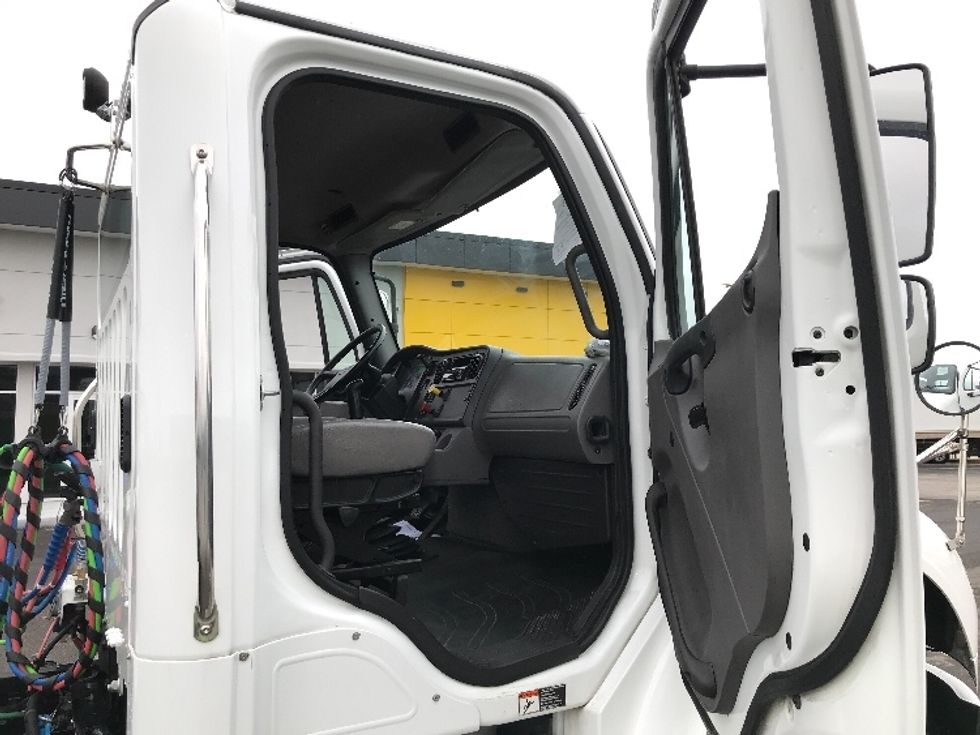 Day Cab Tractor-Heavy Duty Tractors-Freightliner-2021-M2-Kansas City-MO-124,144\n\t\tmiles-$ 62,750 - Image 12