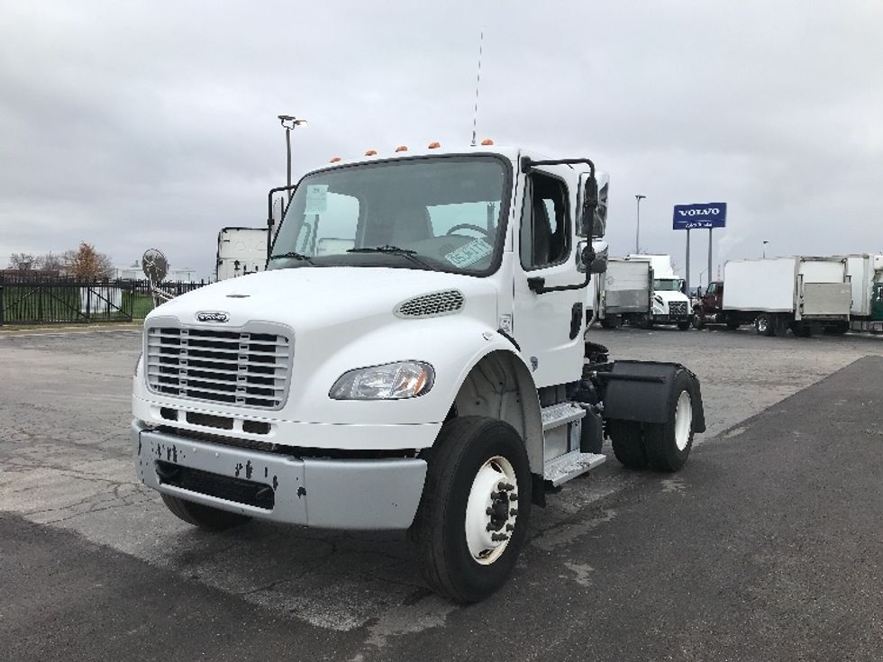 Day Cab Tractor-Heavy Duty Tractors-Freightliner-2021-M2-Kansas City-MO-124,144\n\t\tmiles-$ 62,750 - Image 3