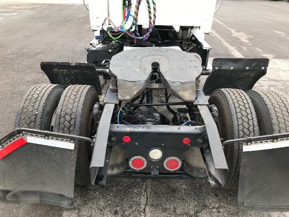 Day Cab Tractor-Heavy Duty Tractors-Freightliner-2021-M2-Kansas City-MO-124,144\n\t\tmiles-$ 62,750 - Image 6