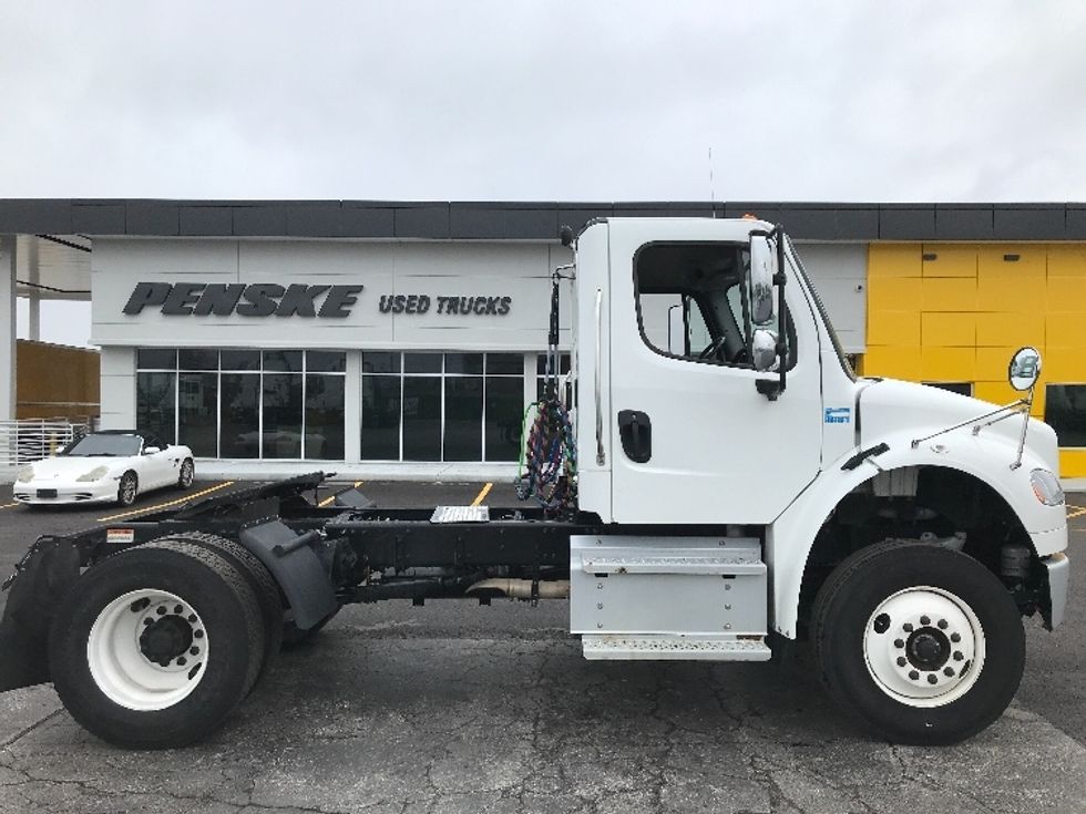 Day Cab Tractor-Heavy Duty Tractors-Freightliner-2021-M2-Kansas City-MO-124,144\n\t\tmiles-$ 62,750 - Image 8