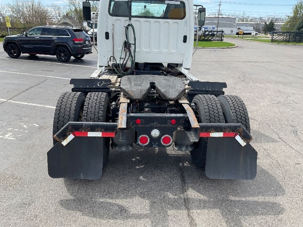 Day Cab Tractor-Heavy Duty Tractors-Freightliner-2021-M211242S-Rochester-NY-167,468\n\t\tmiles-$ 41,750 - Image 6