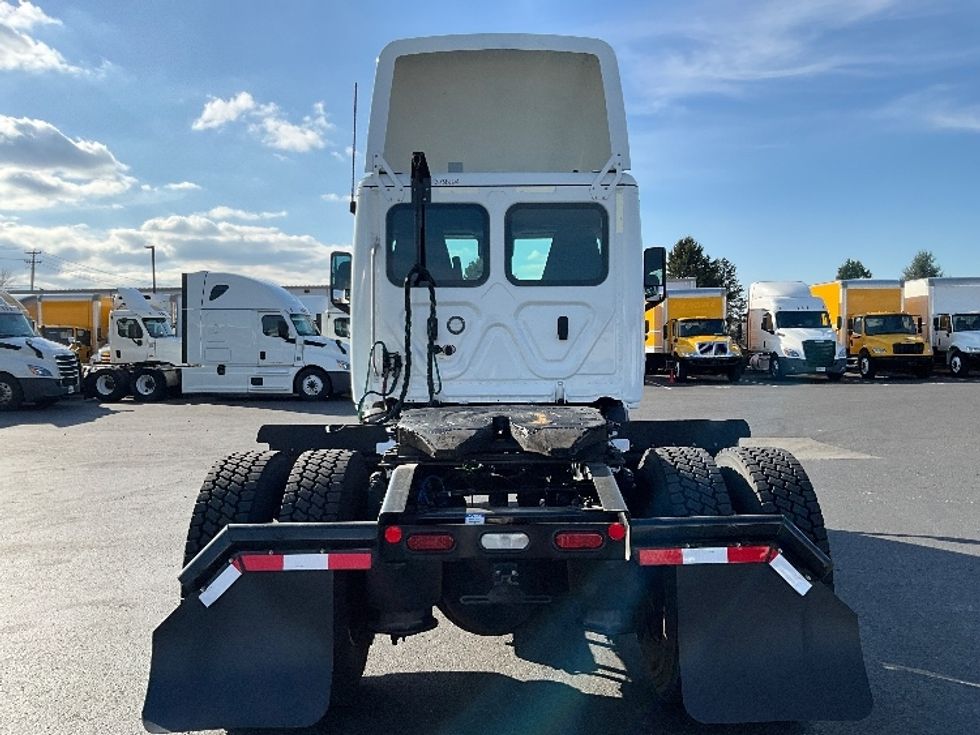 Day Cab Tractor-Heavy Duty Tractors-Freightliner-2021-T11642ST-Clackamas-OR-326,294\n\t\tmiles-$ 50,750 - Image 18