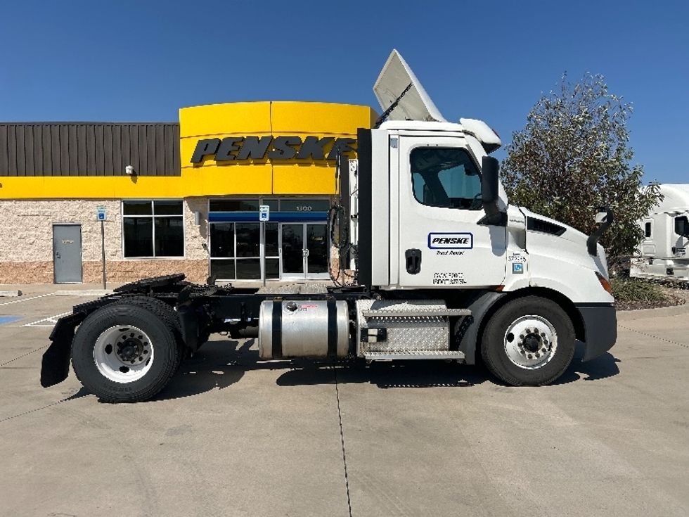 Day Cab Tractor-Heavy Duty Tractors-Freightliner-2021-T11642ST-Fort Worth-TX-282,811\n\t\tmiles-$ 54,000 - Image 8