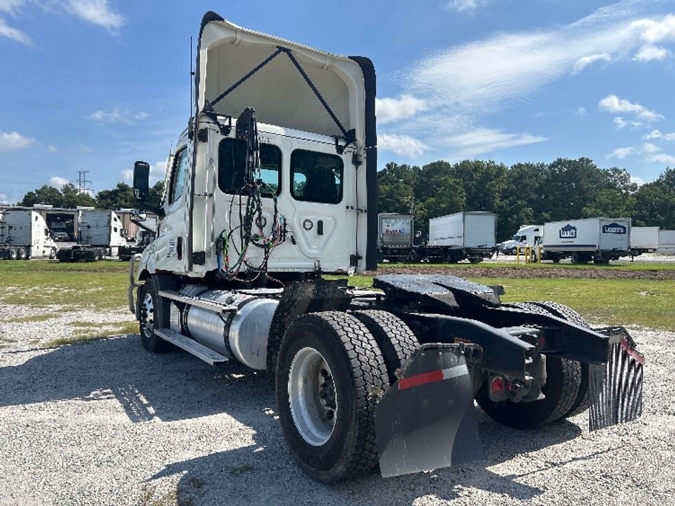 Day Cab Tractor-Heavy Duty Tractors-Freightliner-2021-T11642ST-Garden City-GA-1,000,289\n\t\tmiles-$ 27,750 - Image 5