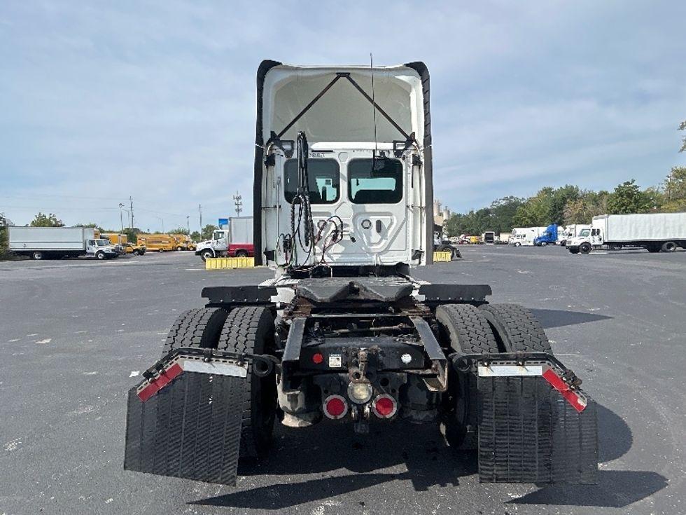 Day Cab Tractor-Heavy Duty Tractors-Freightliner-2021-T11642ST-Indianapolis-IN-440,472\n\t\tmiles-$ 45,000 - Image 6