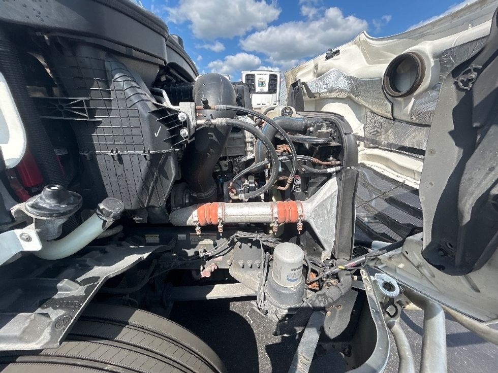Day Cab Tractor-Heavy Duty Tractors-Freightliner-2021-T11642ST-Indianapolis-IN-551,034\n\t\tmiles-$ 34,000 - Image 15