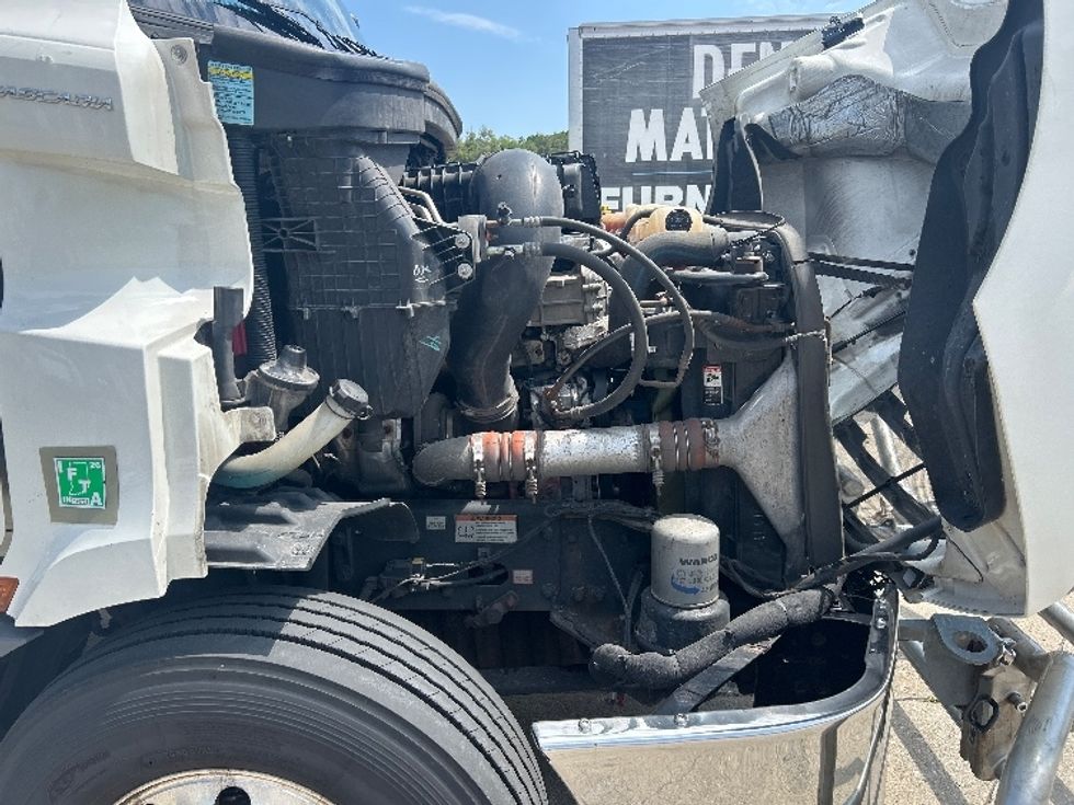 Day Cab Tractor-Heavy Duty Tractors-Freightliner-2021-T11642ST-Indianapolis-IN-633,302\n\t\tmiles-$ 27,750 - Image 15