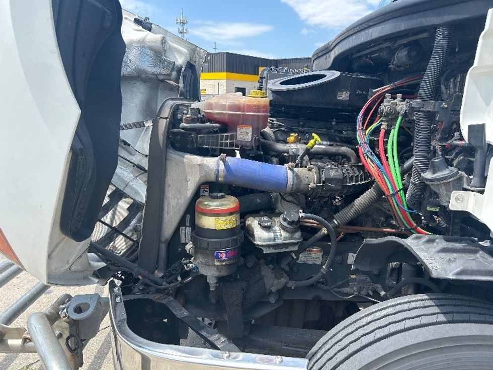 Day Cab Tractor-Heavy Duty Tractors-Freightliner-2021-T11642ST-Indianapolis-IN-633,302\n\t\tmiles-$ 27,750 - Image 16