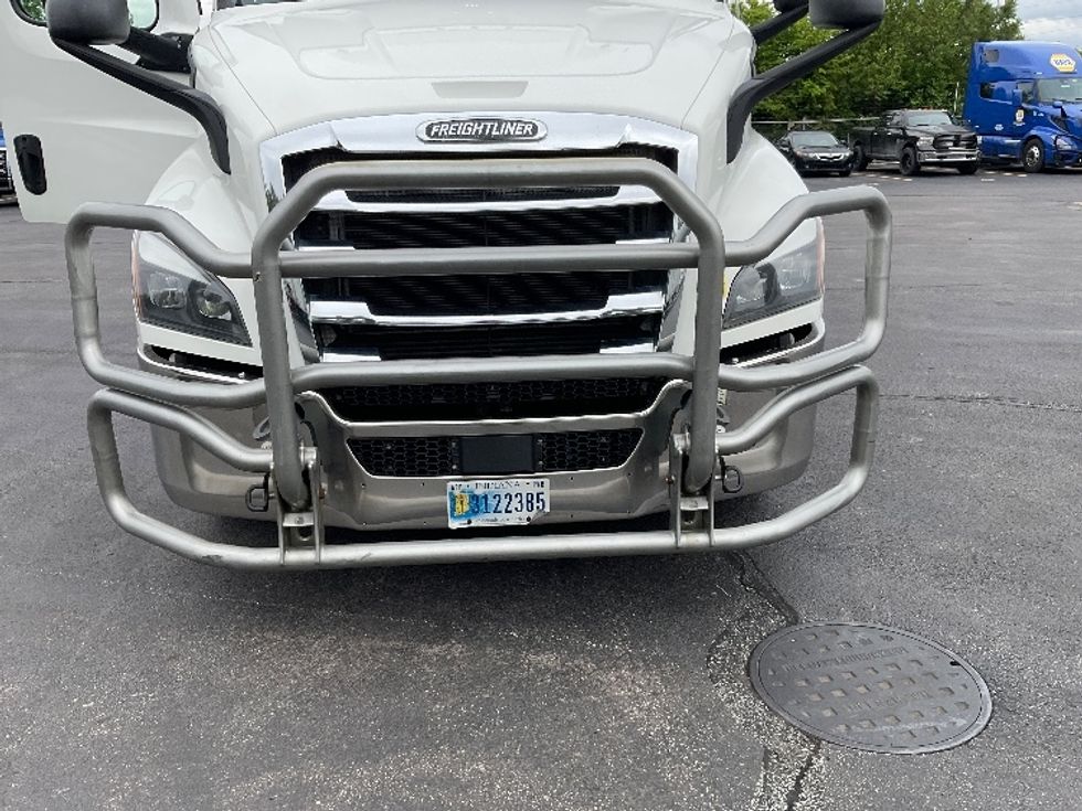 Day Cab Tractor-Heavy Duty Tractors-Freightliner-2021-T11642ST-Indianapolis-IN-665,916\n\t\tmiles-$ 27,750 - Image 18