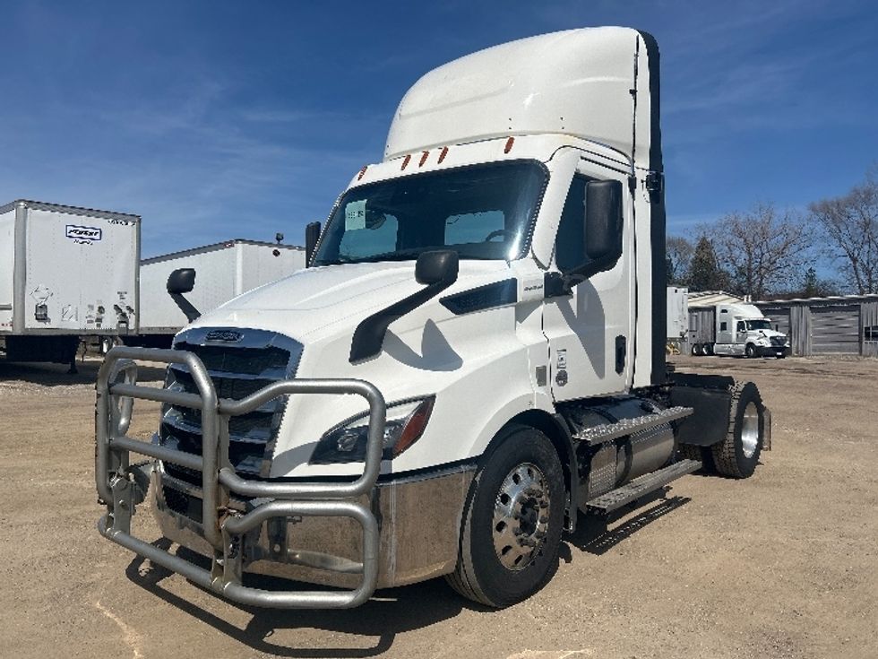 Day Cab Tractor-Heavy Duty Tractors-Freightliner-2021-T11642ST-La Porte-IN-342,109\n\t\tmiles-$ 47,250 - Image 3
