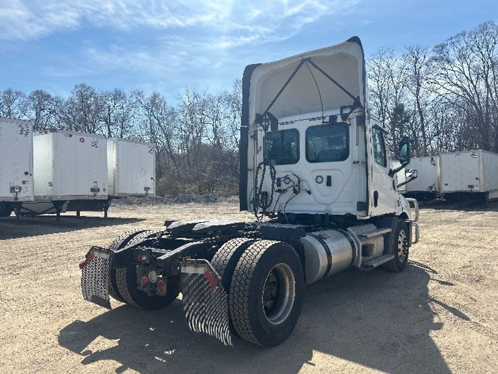 Day Cab Tractor-Heavy Duty Tractors-Freightliner-2021-T11642ST-La Porte-IN-342,109\n\t\tmiles-$ 47,250 - Image 7