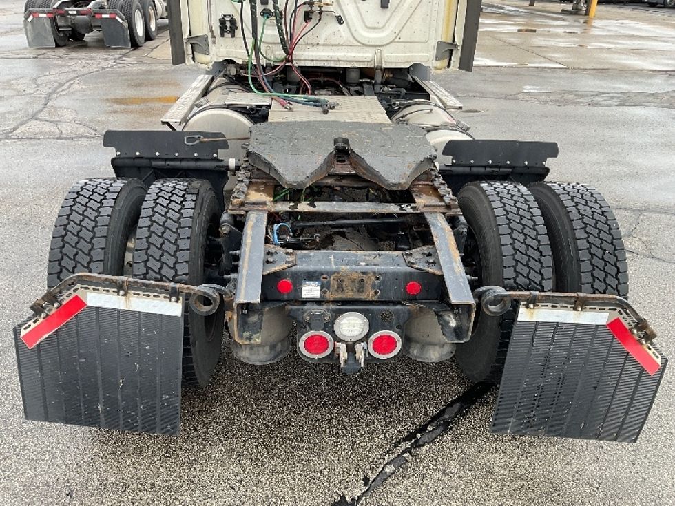 Day Cab Tractor-Heavy Duty Tractors-Freightliner-2021-T11642ST-Milwaukee-WI-367,891\n\t\tmiles-$ 46,250 - Image 6